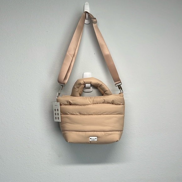 🤎 WILO The Label Weekender Quilted Travel/Gym/Baby Bag w/ Crossbody In Taupe - Picture 7 of 12